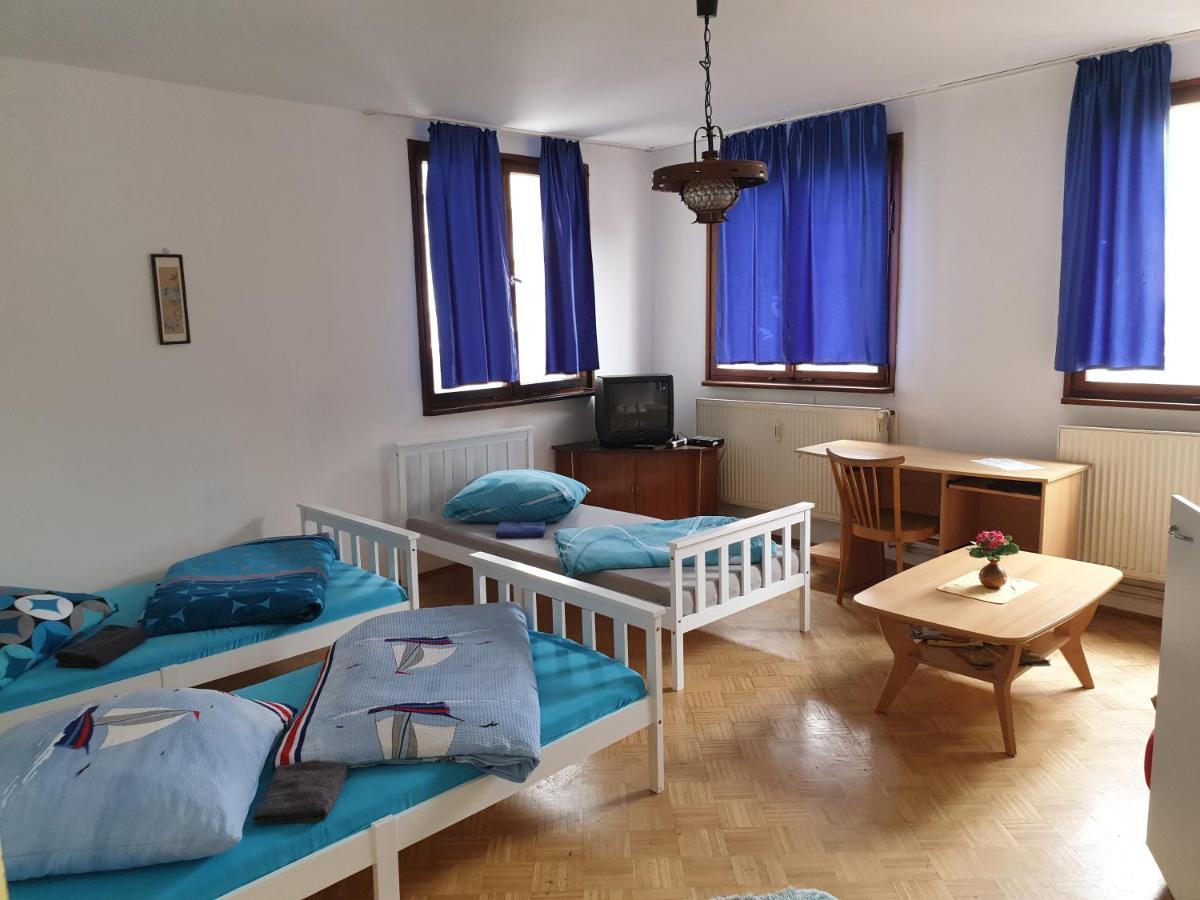 Pension Engel Hotel Pfullendorf Bagian luar foto
