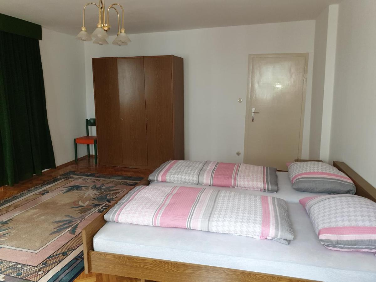 Pension Engel Hotel Pfullendorf Bagian luar foto