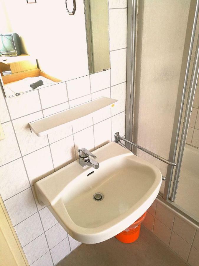 Pension Engel Hotel Pfullendorf Bagian luar foto